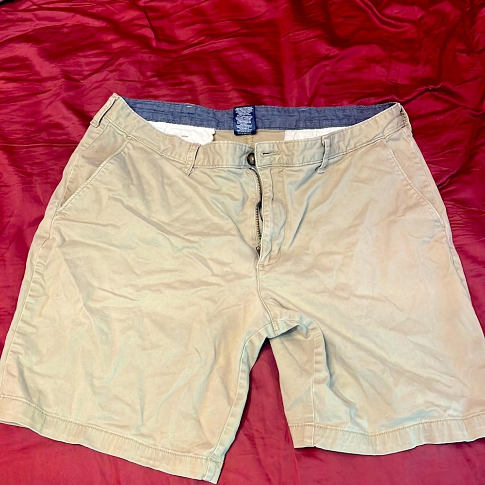 Men’s size 36 shorts